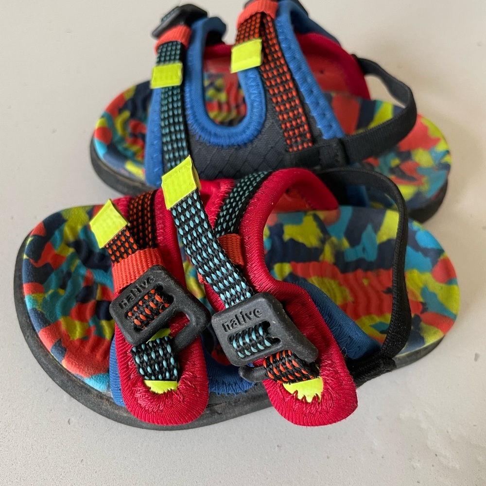 Native Davis Sandals C4